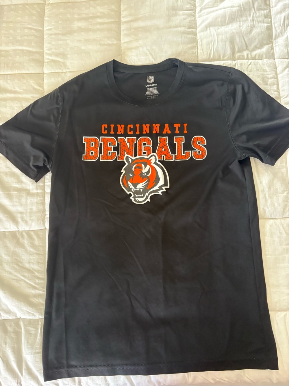 NFL Cincinnati Bengals Black and Orange Graphic Tee